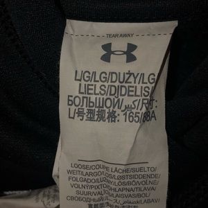 Black women’s under armour hoodie